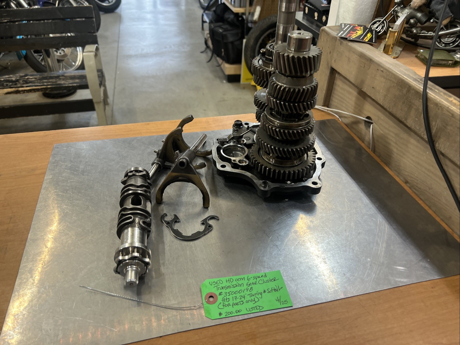 Harley Davidson oem 6-speed Transmission Gear Cluster #35000198