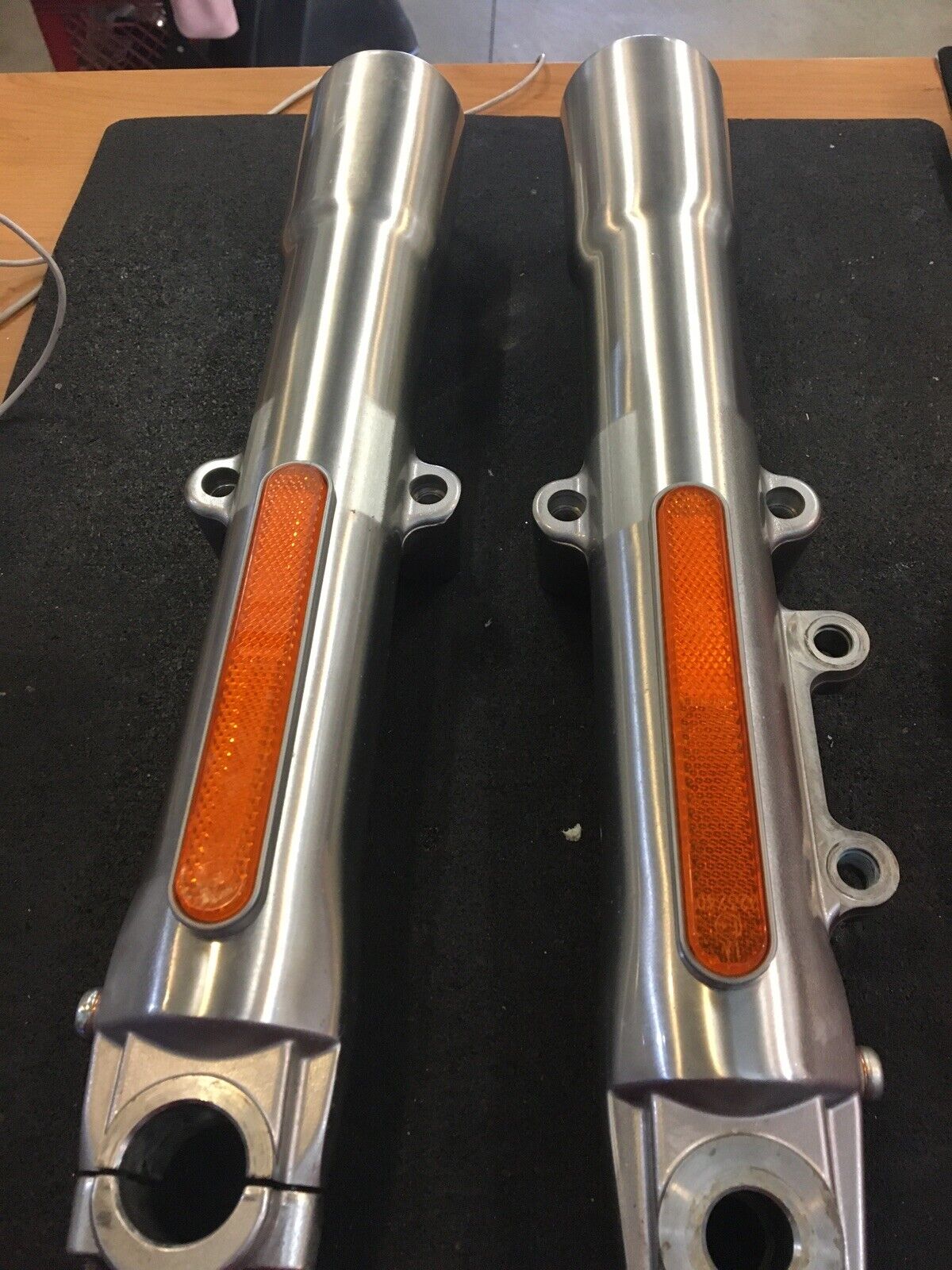 Harley Davidson OEM Fork Lower Legs #45915-08/45916-07