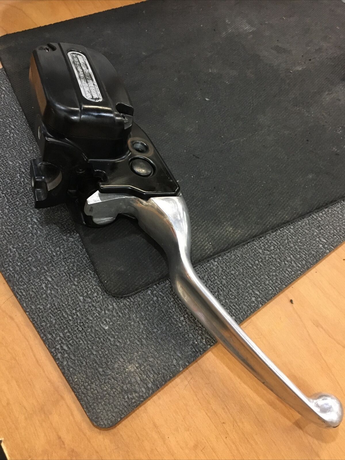 Harley Davidson OEM front brake master cylinder #44551-08D