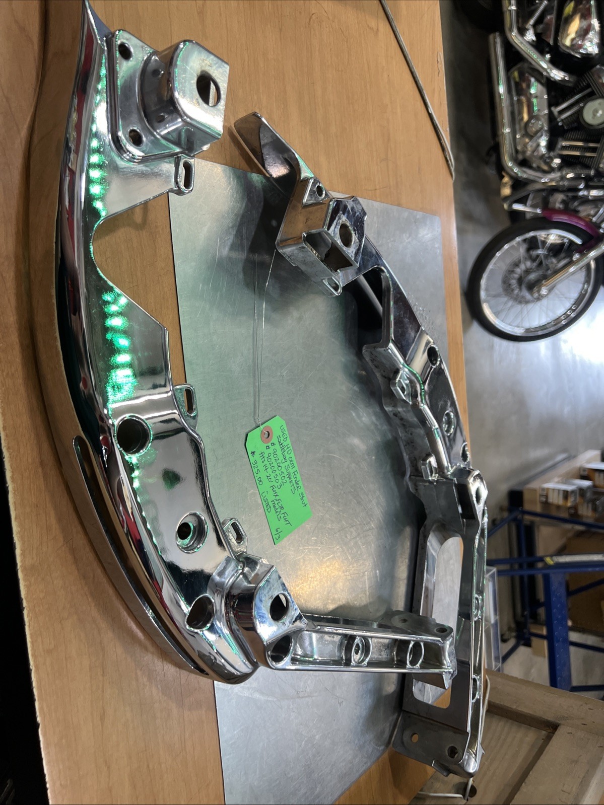 Harley Davidson oem Fender Strut Saddlebag Supports #90200502/90200503