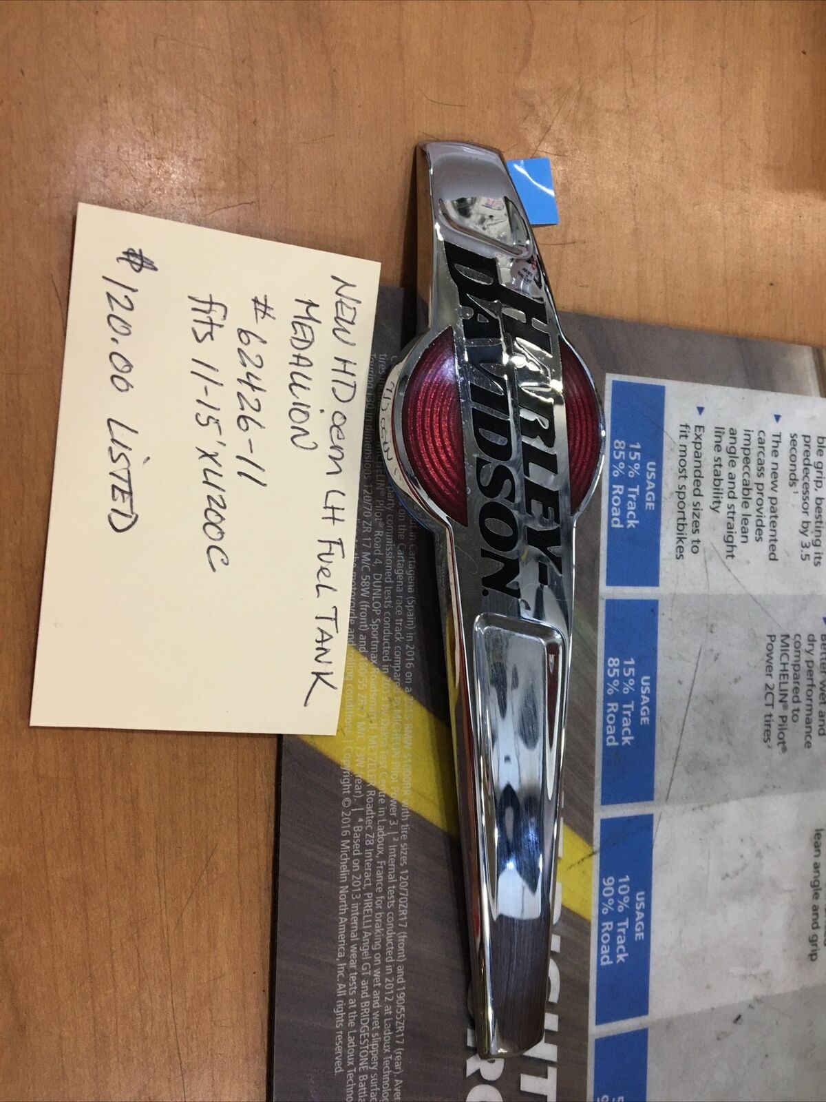 Harley Davidson oem LH Fuel Tank Medallion #62426-11