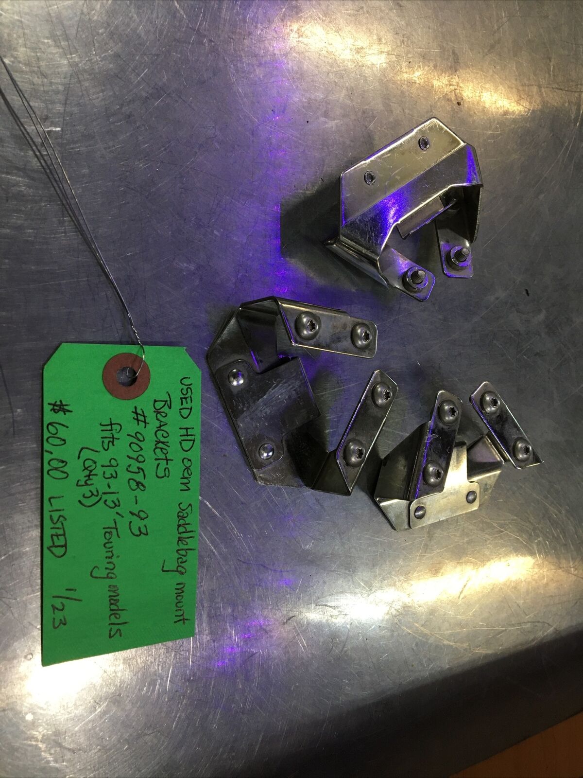 Harley Davidson oem Saddlebag Mount Brackets #90958-93