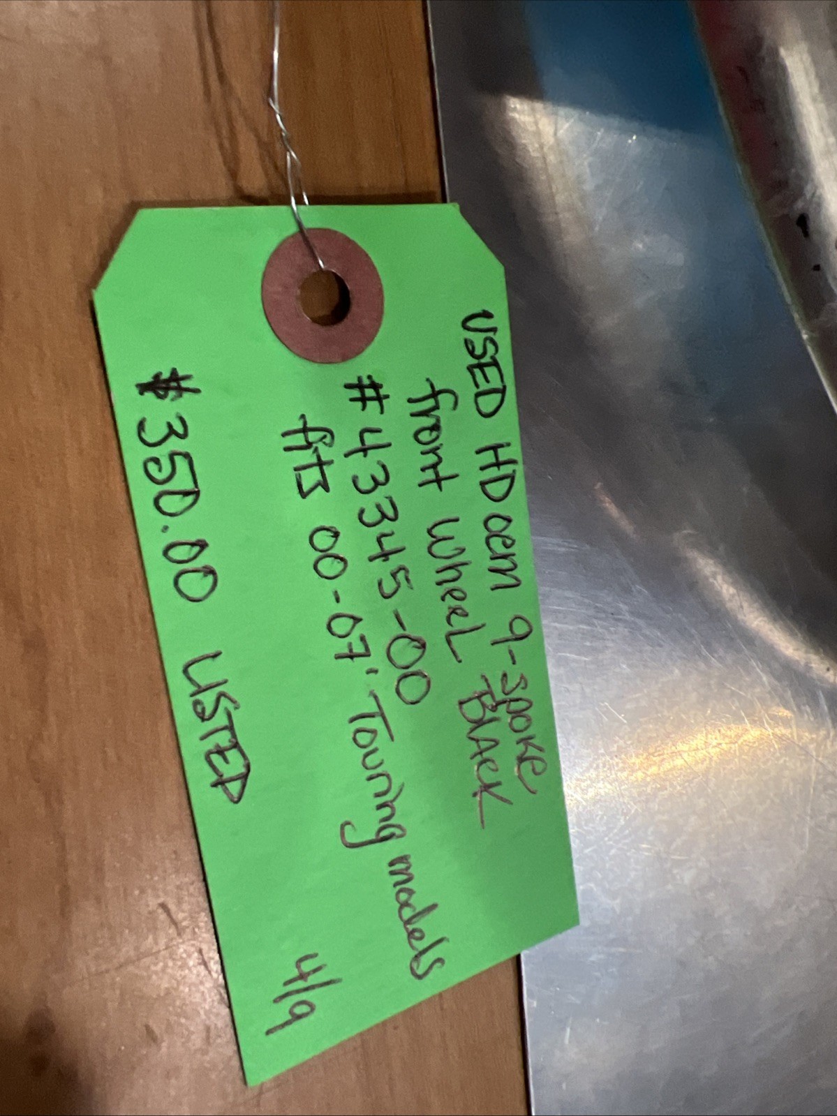 Harley Davidson oem 9-Spoke Front Wheel Black #43345-00