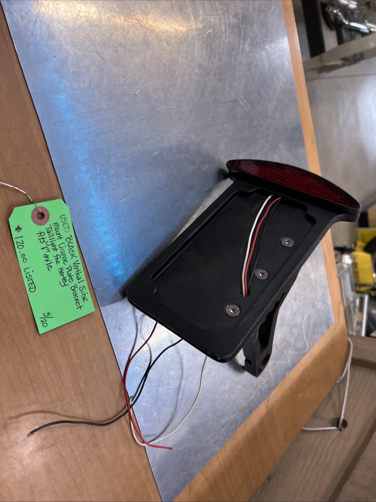 Black Vertical Side Mount License Plate Bracket Taillight For Harley