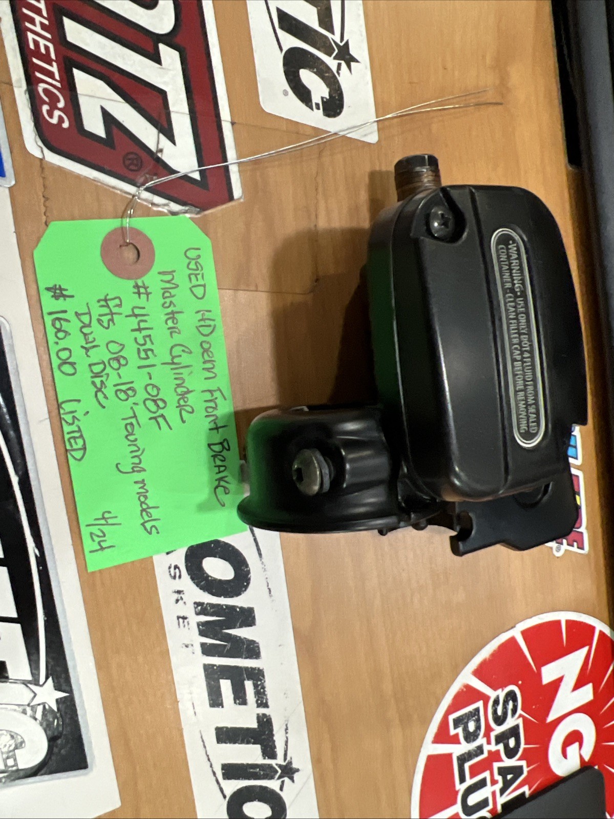 Harley Davidson oem Front Brake Master Cylinder #44551-08F