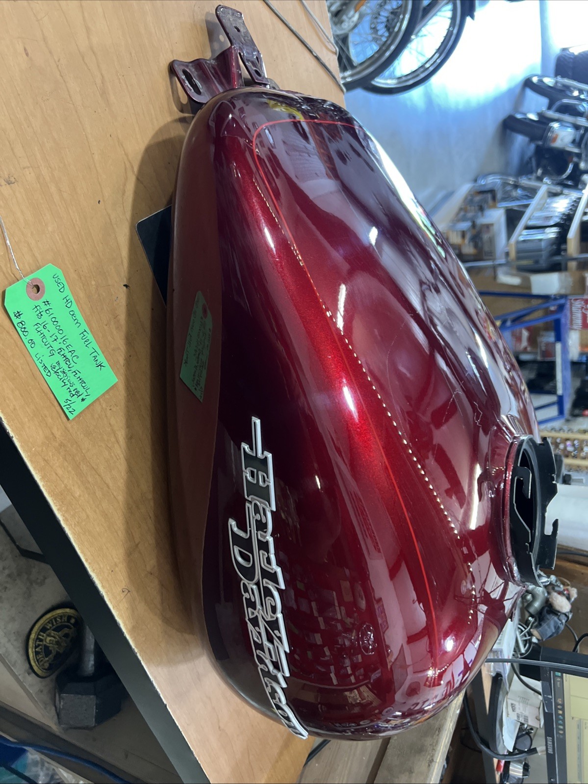 Harley Davidson oem Fuel Tank #61000016EAC