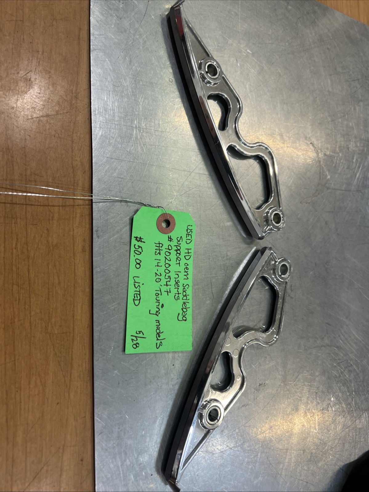 Harley Davidson oem Saddlebag Support Inserts #90200547