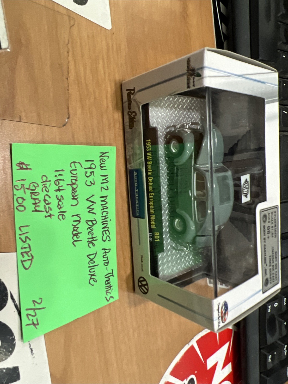 M2 Machines Auto-Thentics 1953 VW Beetle Deluxe European Model