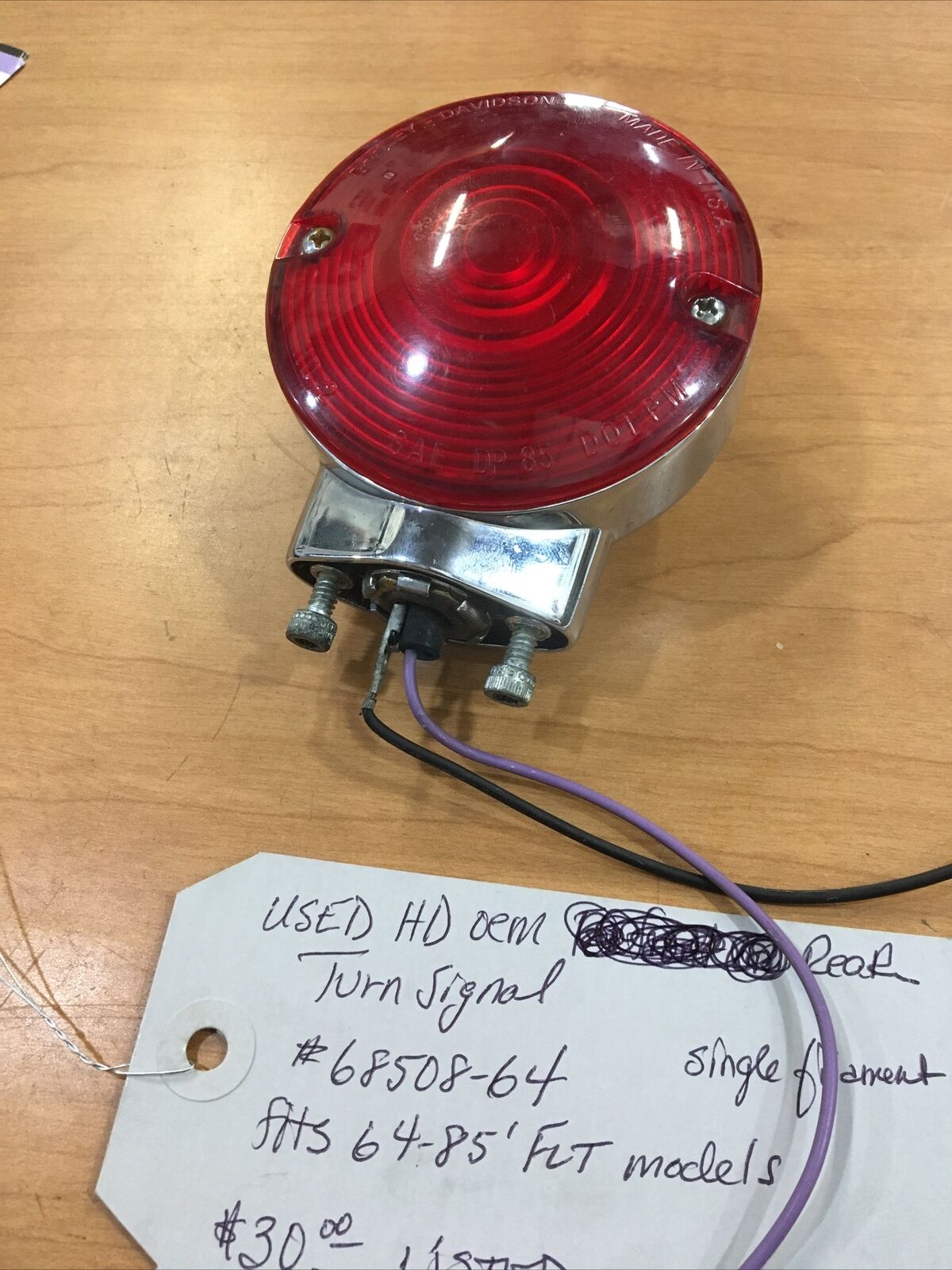 Harley Davidson OEM Rear turn signal #68508-64