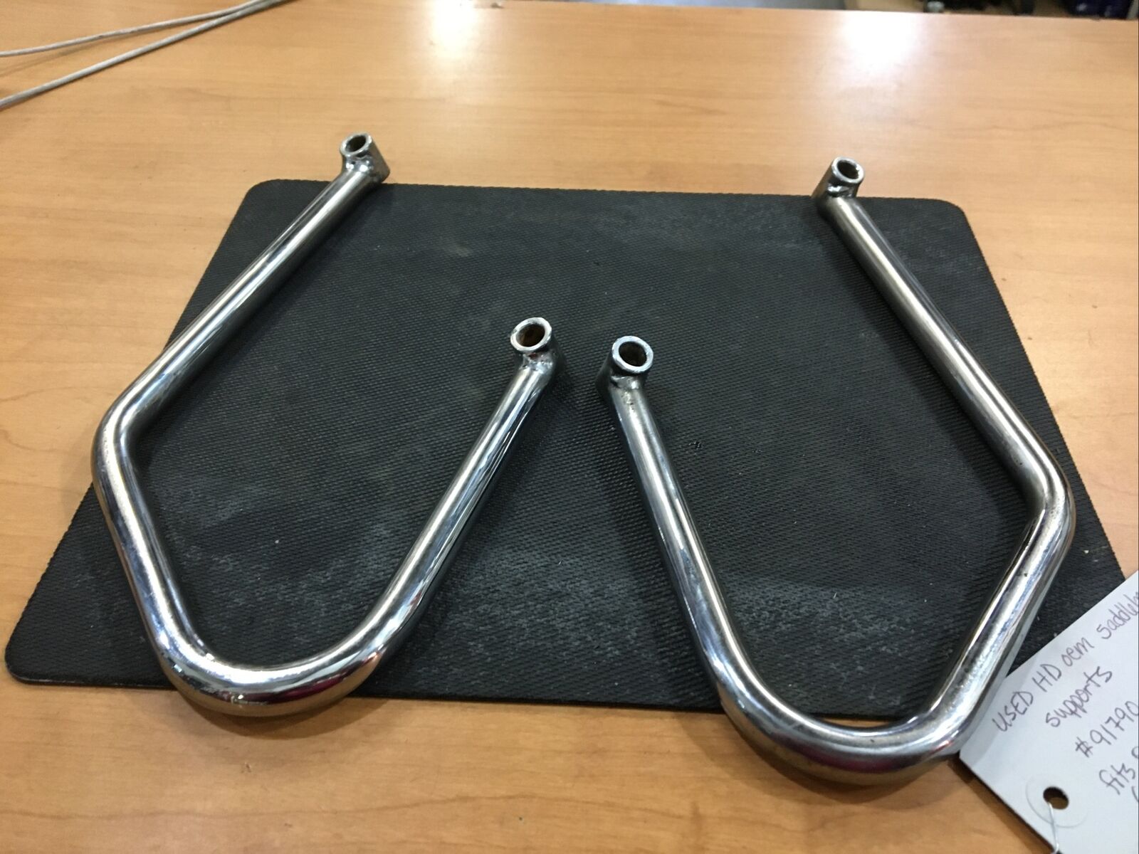 Harley Davidson OEM Saddlebag supports #91790-84C