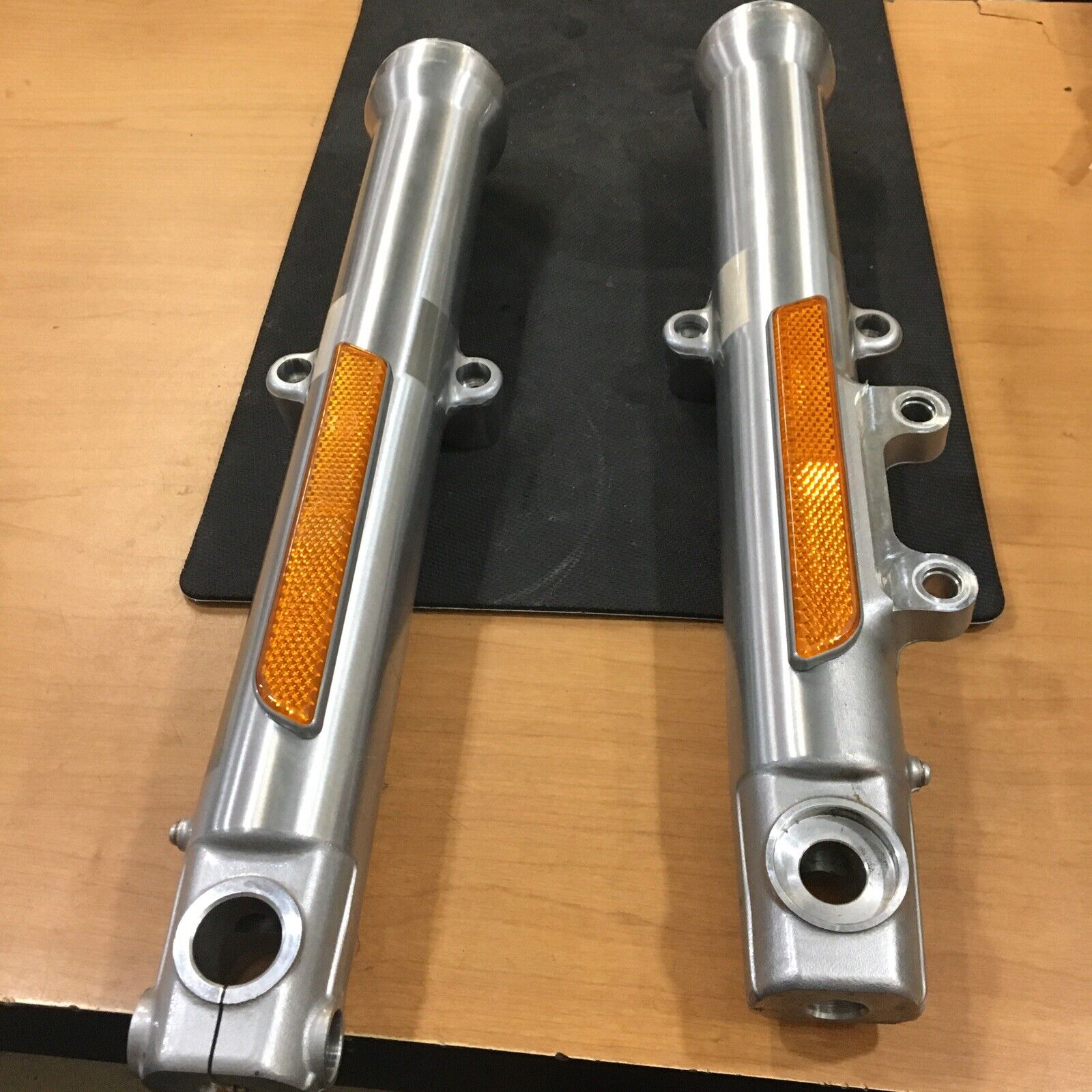 Harley Davidson OEM lower fork legs #45900-04/45901-04