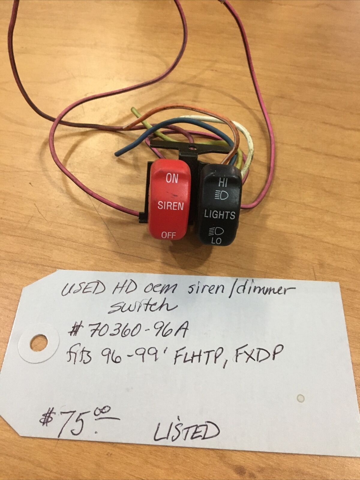 Harley Davidson OEM siren/dimmer switch #70360-96A