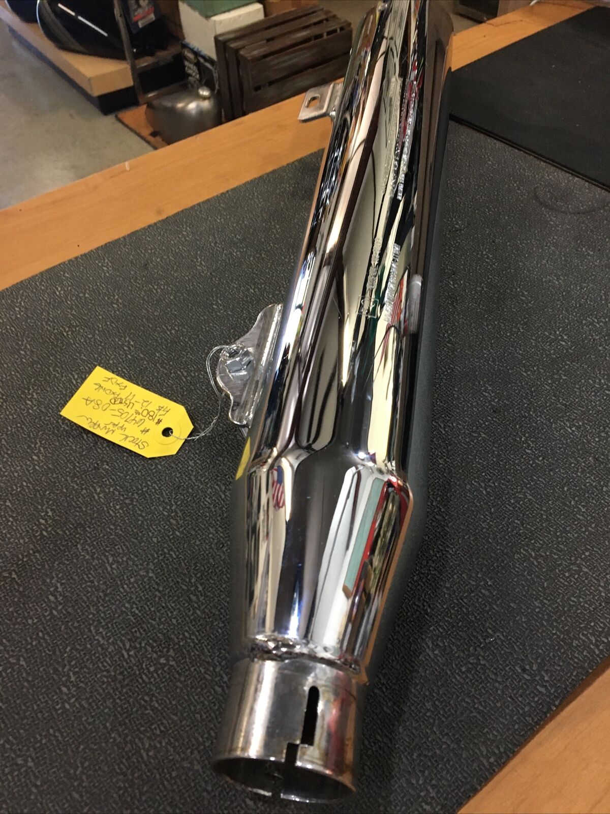 Harley Davidson OEM upper muffler #64705-08A