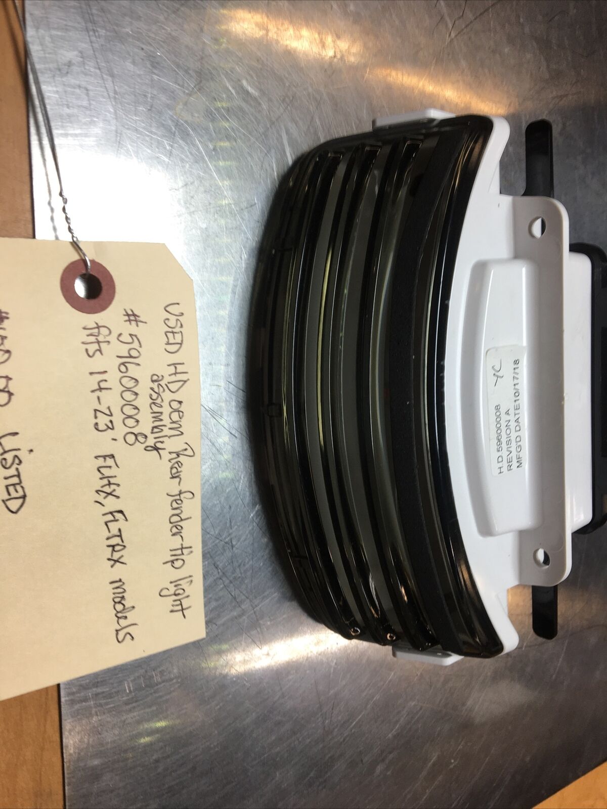 Harley Davidson oem Rear Fender Tip Light Assembly #59600008