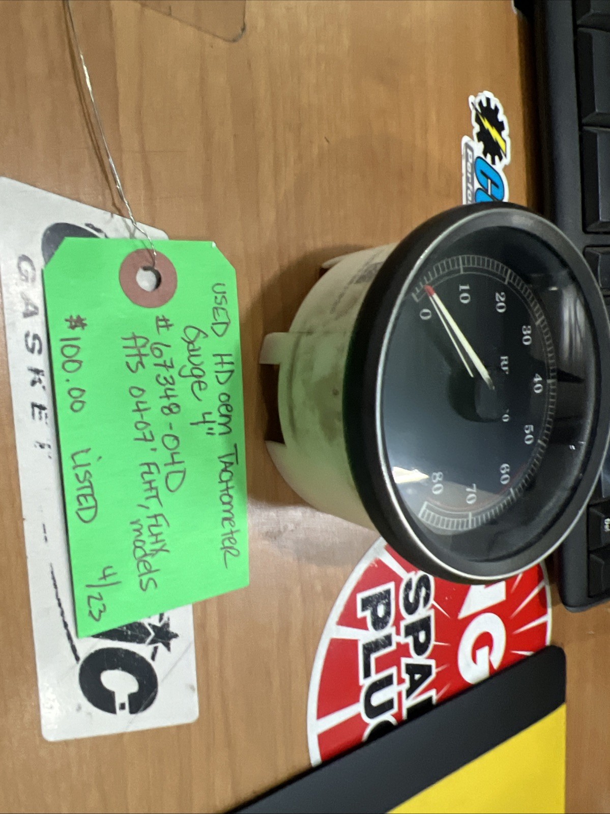 Harley Davidson oem Tachometer Gauge 4” #67348-04D