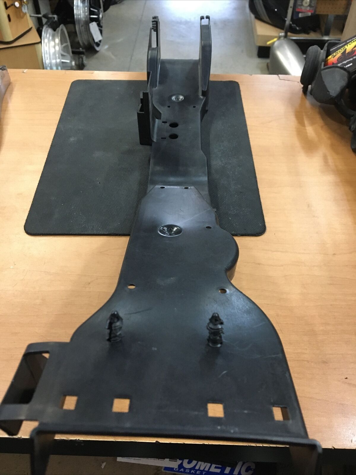 Harley Davidson OEM Harness wire thru guide bracket #69200202