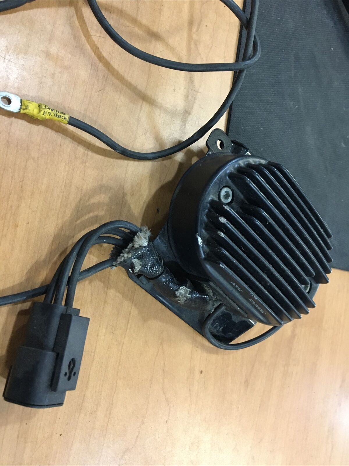 Harley Davidson OEM Voltage regulator #74540-01