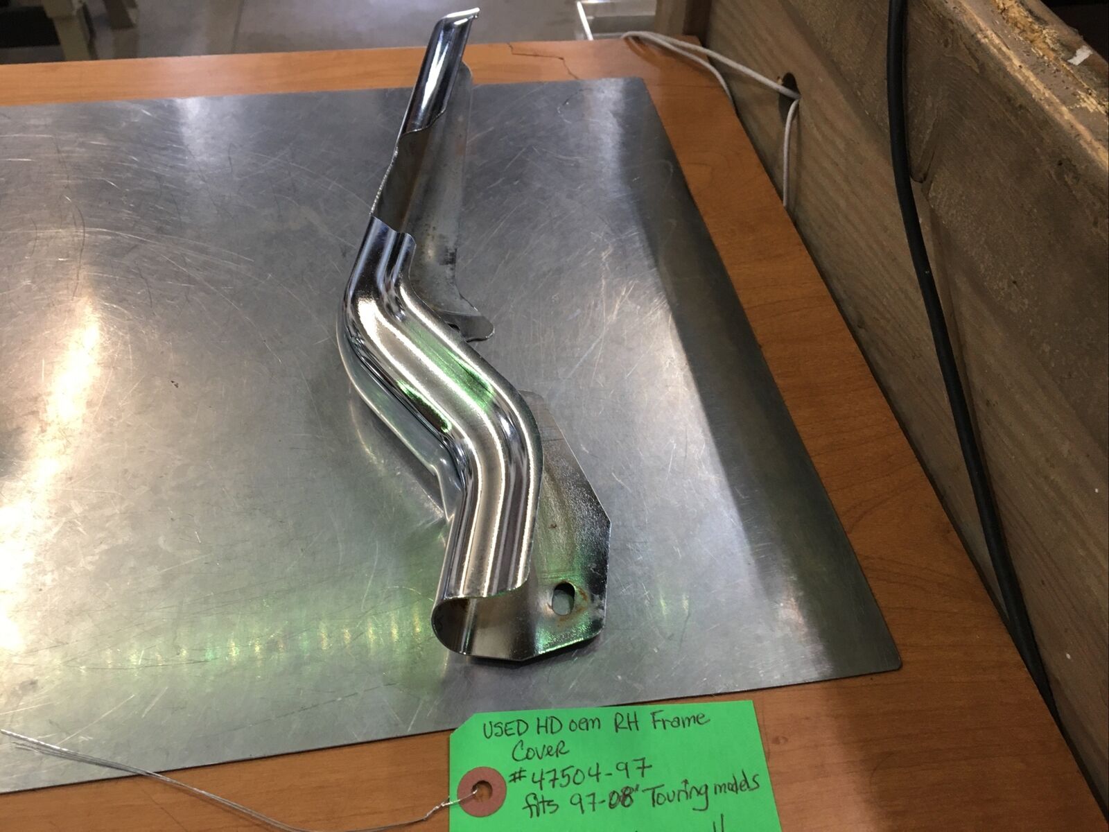 Harley Davidson oem Frame Cover #47504-97