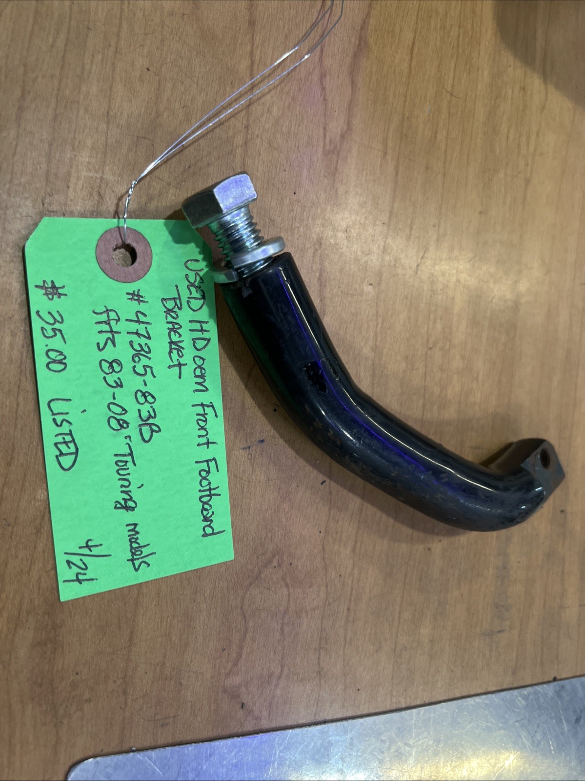 Harley Davidson oem Front Footboard Bracket #47365-83B