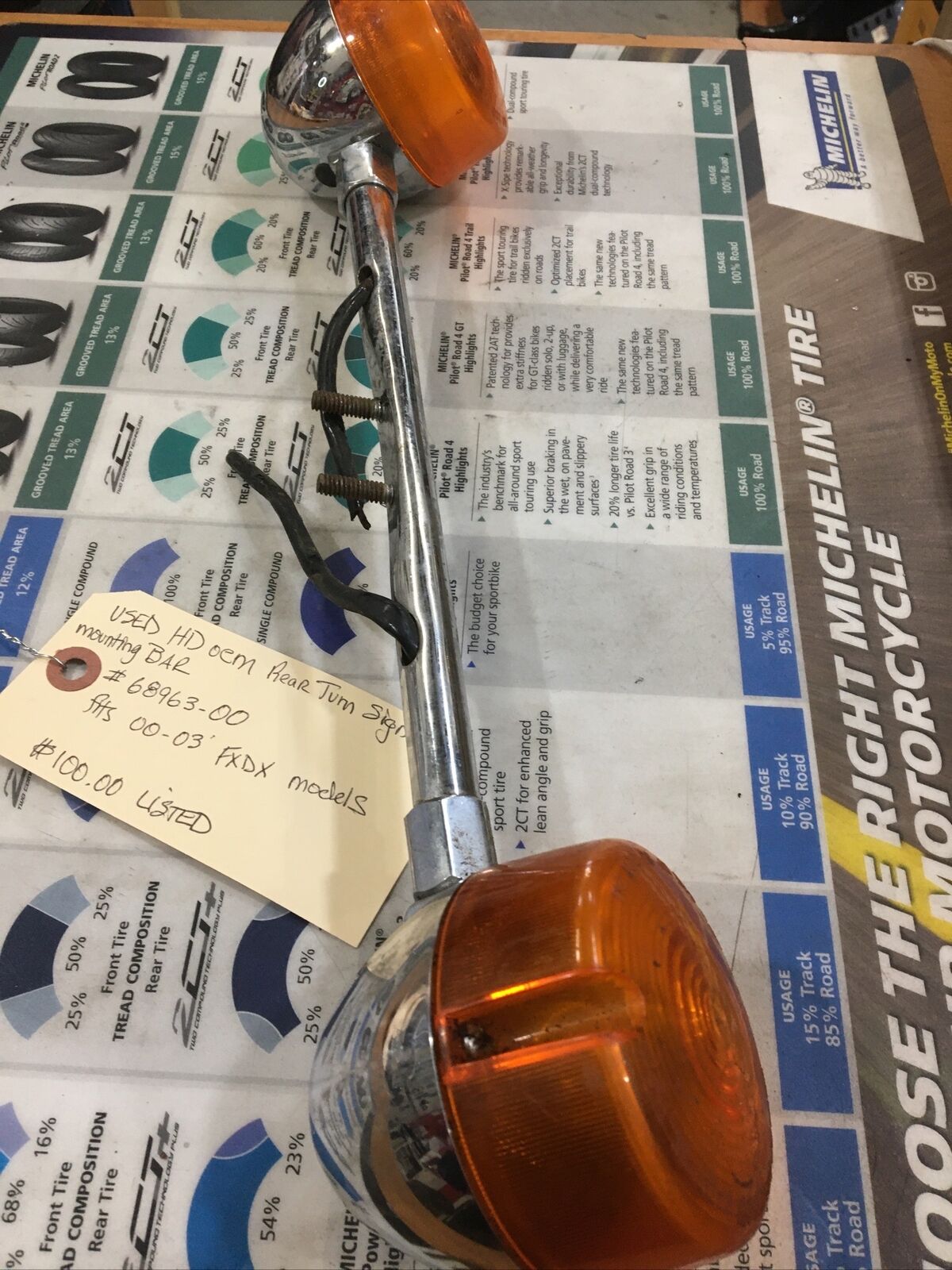 Harley Davidson oem Rear Turn Signals And Mounting Bar #68963-00