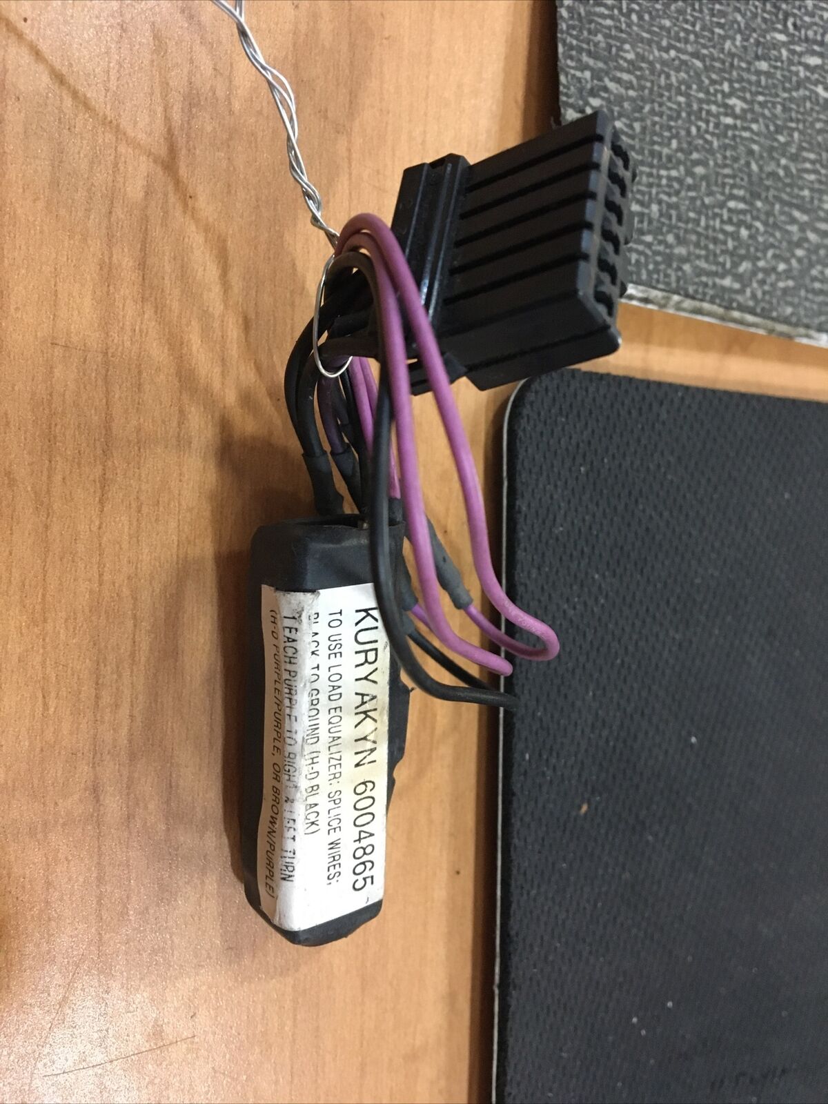 Kuryakyn load eqalizer for LED lights Kuryakyn #6004865