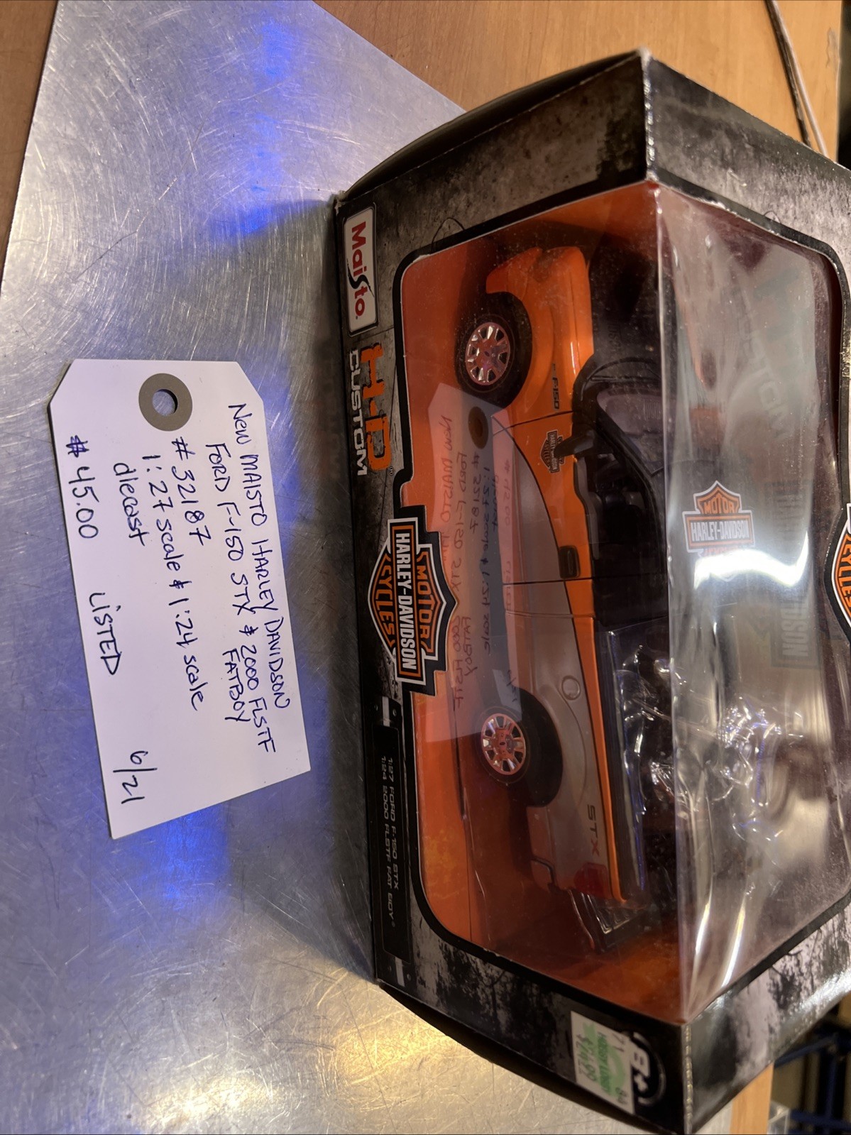 Maisto Harley Davidson Ford F-150 STX & 2000 FLSTF #32187