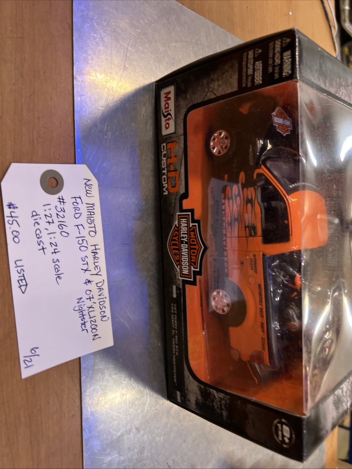 Maisto Harley Davidson Ford F-150 STX & 07’ XL1200N #32160