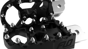 FLO MOTORSPORTS MOTO STYLE FOOTPEG SET BLACK M8 SOFTAIL