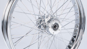 HARDDRIVE FR 60-SPK DD CHROME 23X3.5 FLT-HUB 1" AXL 00 LTR