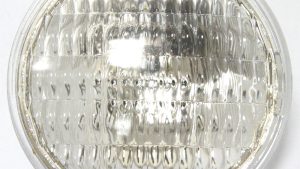 HARDDRIVE 4-1/2" CLEAR SEALED BEAM FLUTED