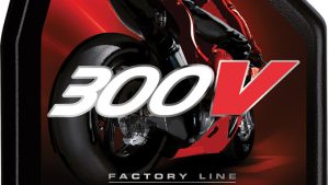 MOTUL 300V COMPETITION SYNTHETIC OIL 4T 15W50 1L