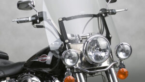 NATIONAL CYCLE SPARTAN WINDSHIELD 18.5" CLEAR QUICK RELEASE