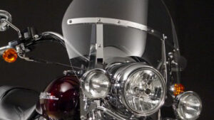 NATIONAL CYCLE SWITCHBLADE CHOPPED CLR H-D ROAD KING