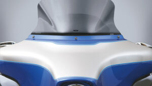 NATIONAL CYCLE VSTREAM 10.75" SMOKE FLHT/FLHX/TRIGLIDE