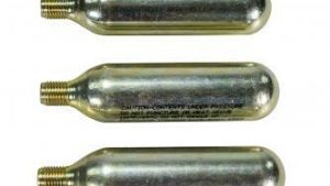 STOP & GO CO2 CANISTERS PACKAGE OF 3